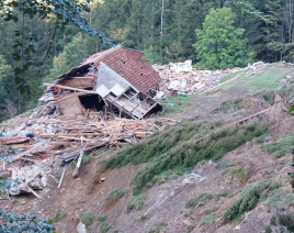 Okrogla miza - Poplave in pomoč EU ter intervju z geologinjo Katarino Žibret